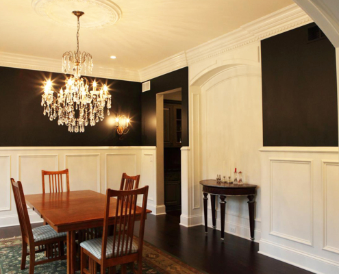 Professional Crown Molding and Baseboard Installers in Houston